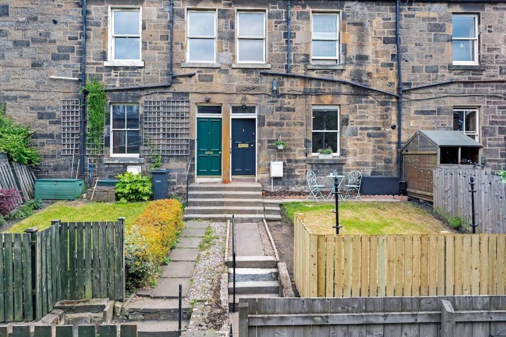 Cheerful Stays - Westend Cottage With Secured Parking Edimburgo Exterior foto